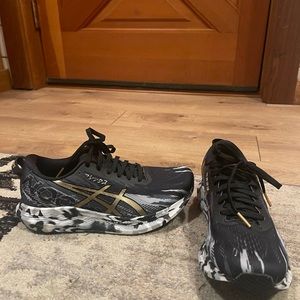 ASICS Noosa Tri 13 Women’s size 8